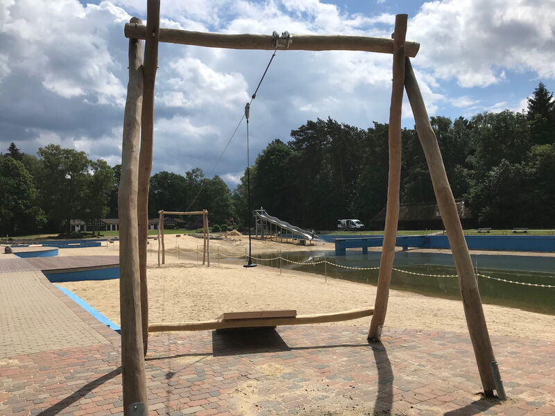 Die neue Wasserseilbahn im Heidjers Quellenbad ist fertiggestellt.