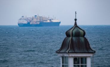 LNG-Tanker vor Rügen
