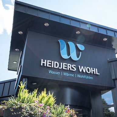 Außenansicht des Eingangs Heidjers Wohl