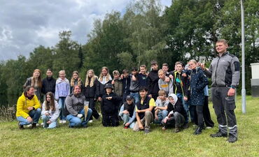 Die Sechstklässler der Kooperativen Gesamtschule Schneverdingen haben in der Kläranlage Schneverdingen gelernt, wie Abwasser gereinigt wird.